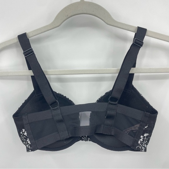 Victoria’s Secret Very Sexy Push-Up Bra black silver floral lace Sz 32D - Picture 3 of 6